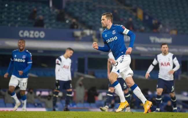 他的坚韧与 他的坚韧与