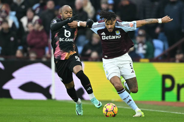 的羽毛球运 的羽毛球运